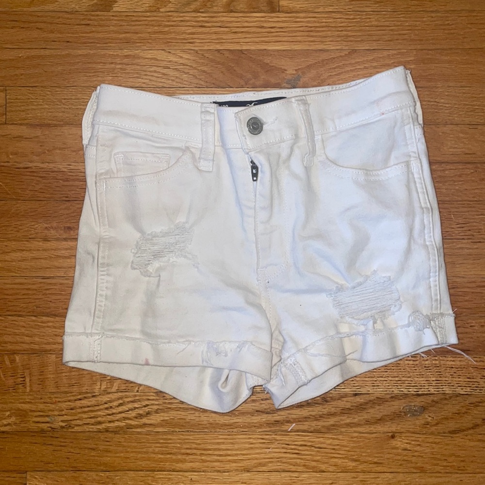 Hollister Jean shorts in white high rise